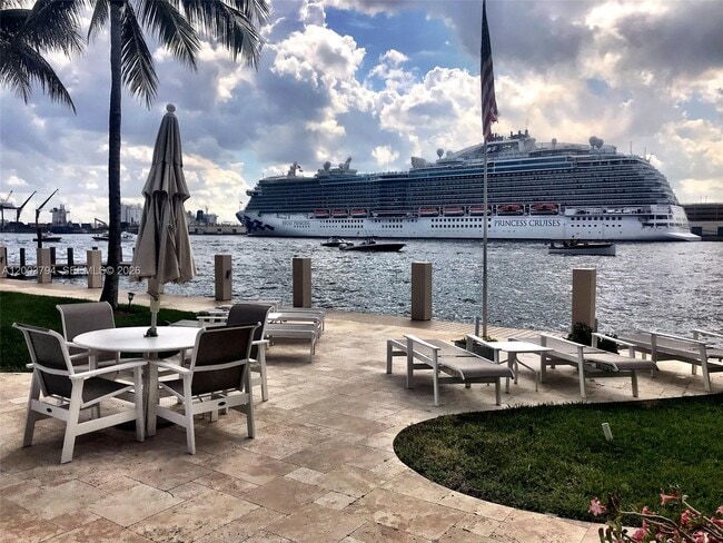 Photo - 1775 Harbourview Dr Unit 11