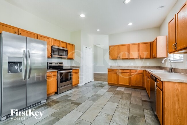 Photo - 733 Wildflower Rd