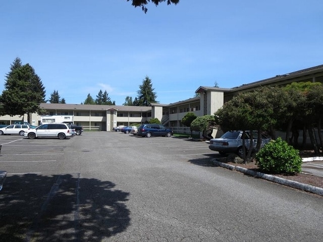 Suncrest Apartments