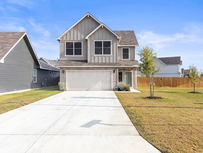 Photo - 374 Wayne Way