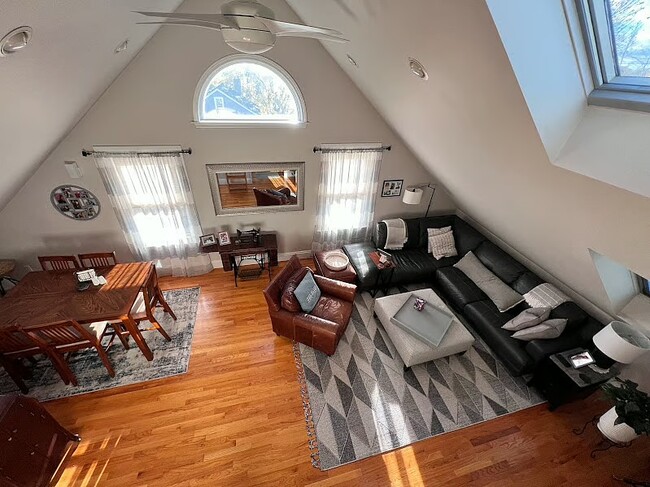 Photo - 127 Dodge St Unidad 3