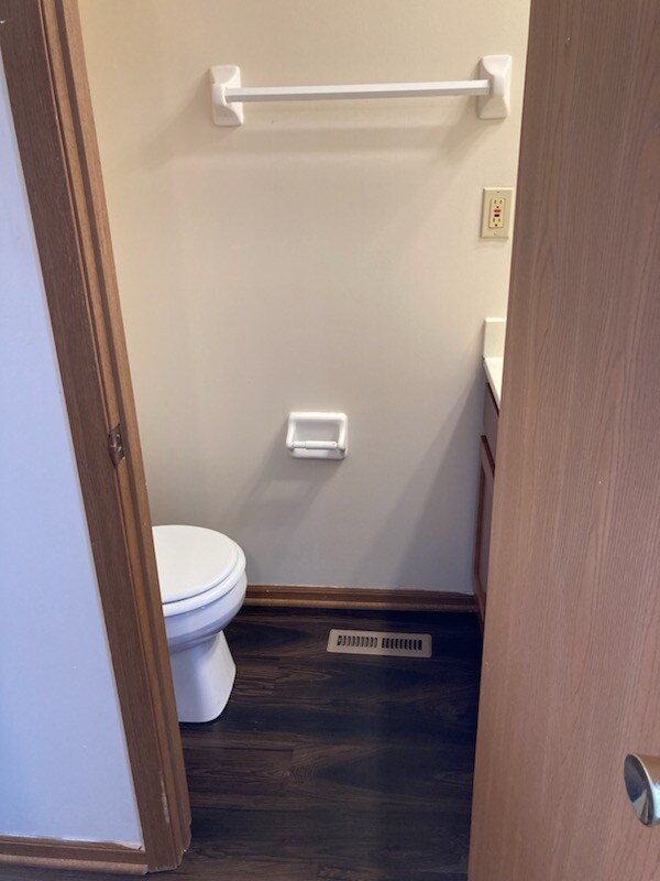 Photo - 6020 Godown Rd