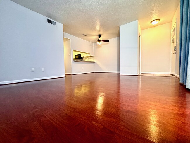 Photo - 124 S Sherrin Ave Condo Unit 11