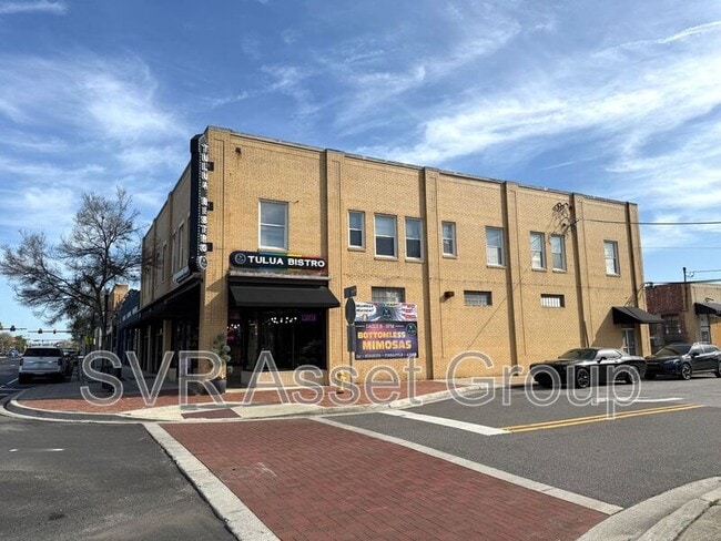 Photo - 11 E 7th St Unidad #5