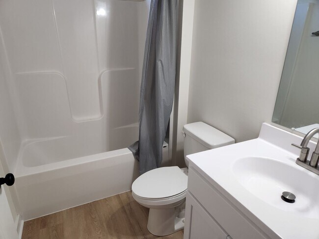 Photo - Blackstone 2 bed 1 bath New Duplex