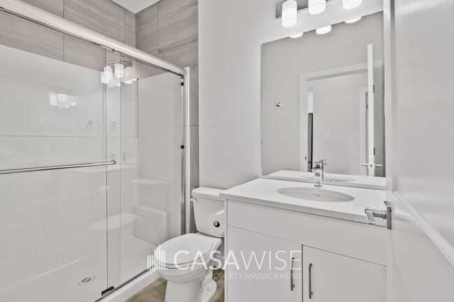 Photo - 10248-10157 157 St NW Unit Main