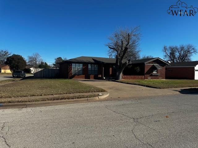 Photo - 4627 Mistletoe Dr
