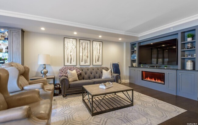 Photo - 100 Hilton Ave Unit M18