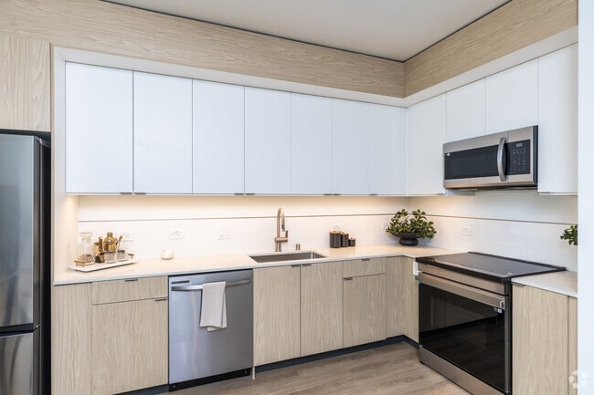 2BR, 2BA - 1,059SF - Kitchen