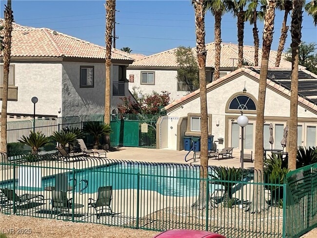 Building Photo - 6800 Indian Chief Dr Unit 203 Rental
