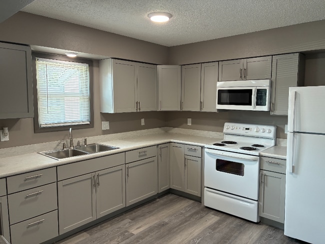 Photo - 501 S Cedar St