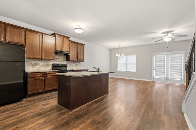 Photo - 3 Bedroom Townhome in Jonesboro!