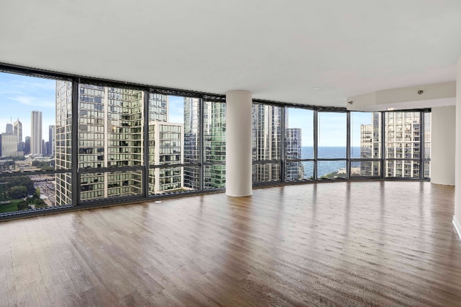 Photo - 1240 S Michigan Ave