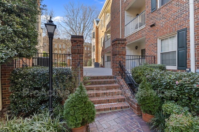 Photo - 300 Yarmouth St Unit 338