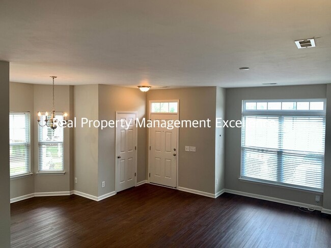 Photo - Raleigh Townhome Convenient to I440 & I540...