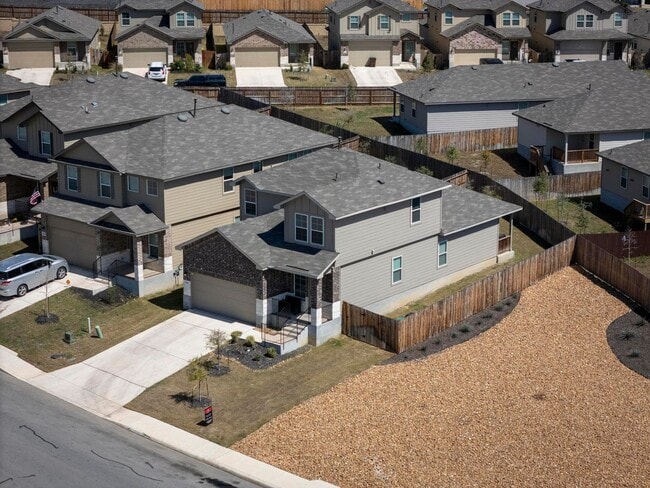 Photo - APPLEWOOD UNIT 1