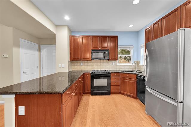 Photo - 2233 Watersong Cir