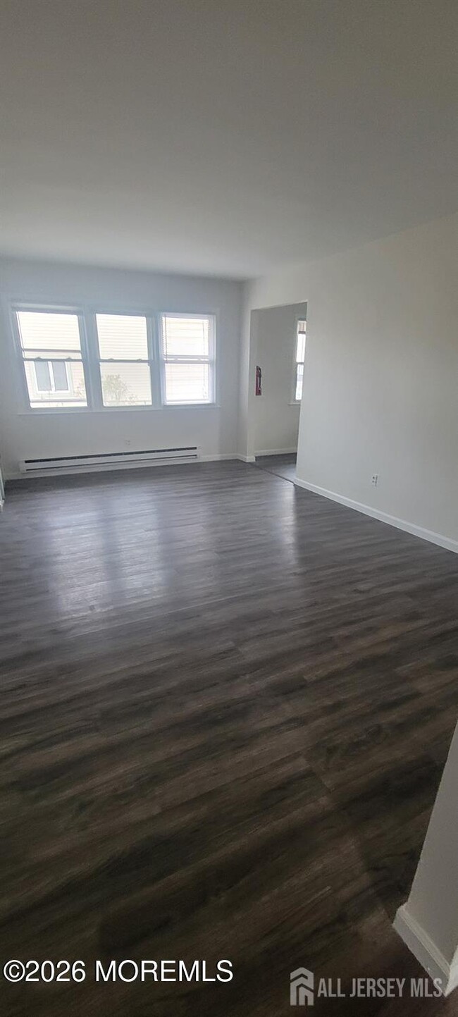 Photo - 358 Raritan St Unidad B