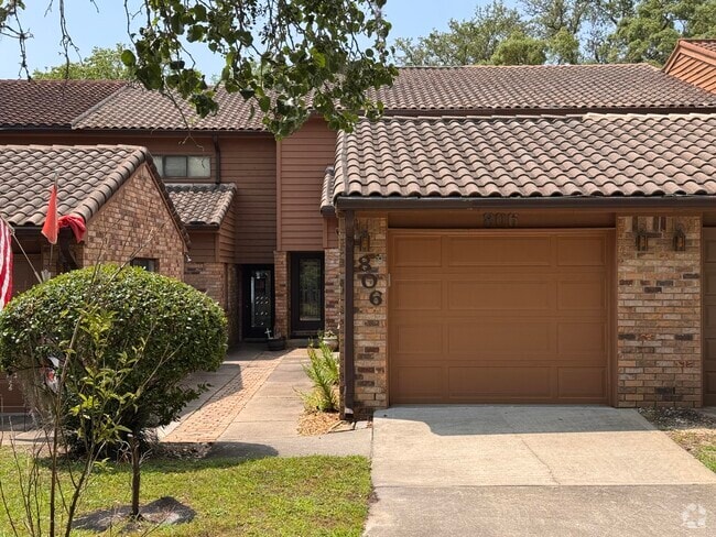 Building Photo - 806 Regatta Dr Rental