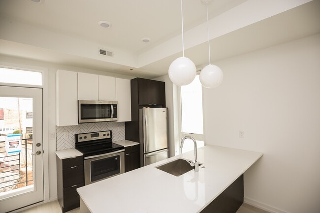 Photo - 1244 Lecount St Unidad C