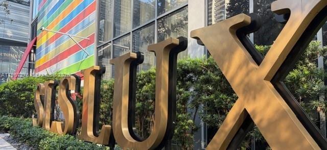 Building Photo - 801 S Miami Ave Unit 2505