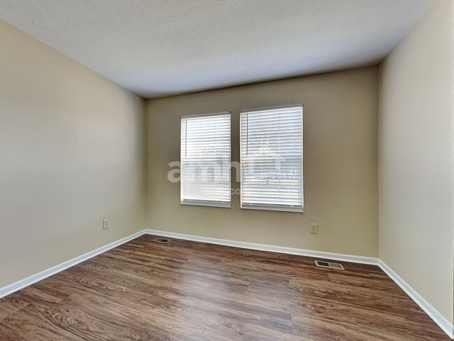 Photo - 3882 Greenbrook Dr