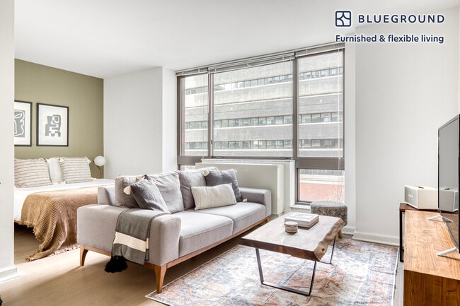 Building Photo - 500 W 56th St Rental