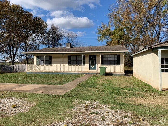 Building Photo - 305 River Rd Rental