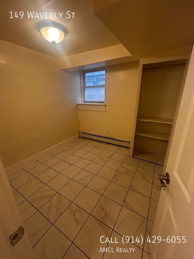 Photo - 149 Waverly St