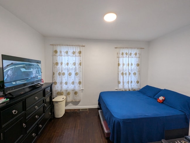 Photo - 217 John St Unit 217 JOHN ST 1ST FL