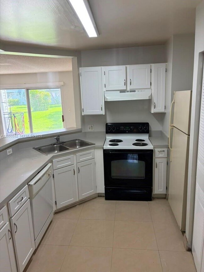 3461 NW 44th St Unidad 102