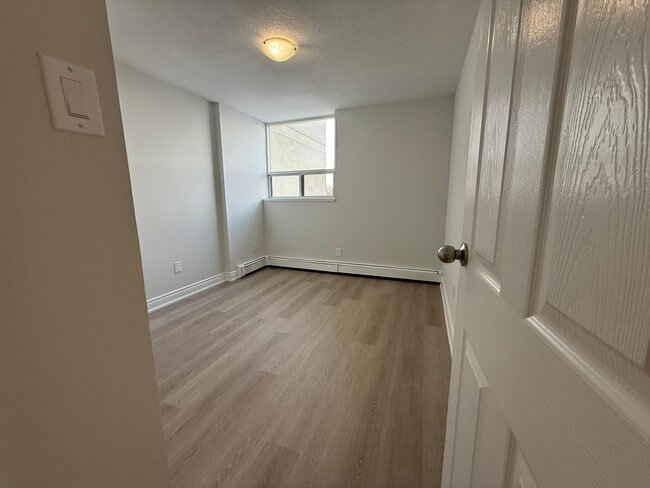 Photo - Wallace Pines II