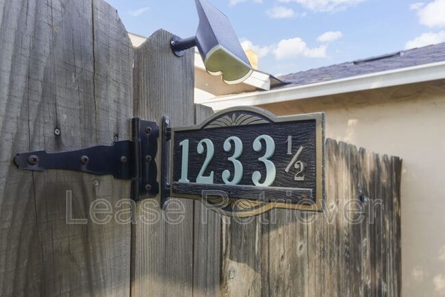 Photo - 1233 Fulton St