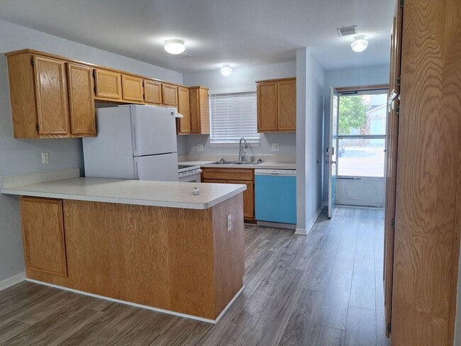 Photo - Enjoy condo life in this spacious ranch st...