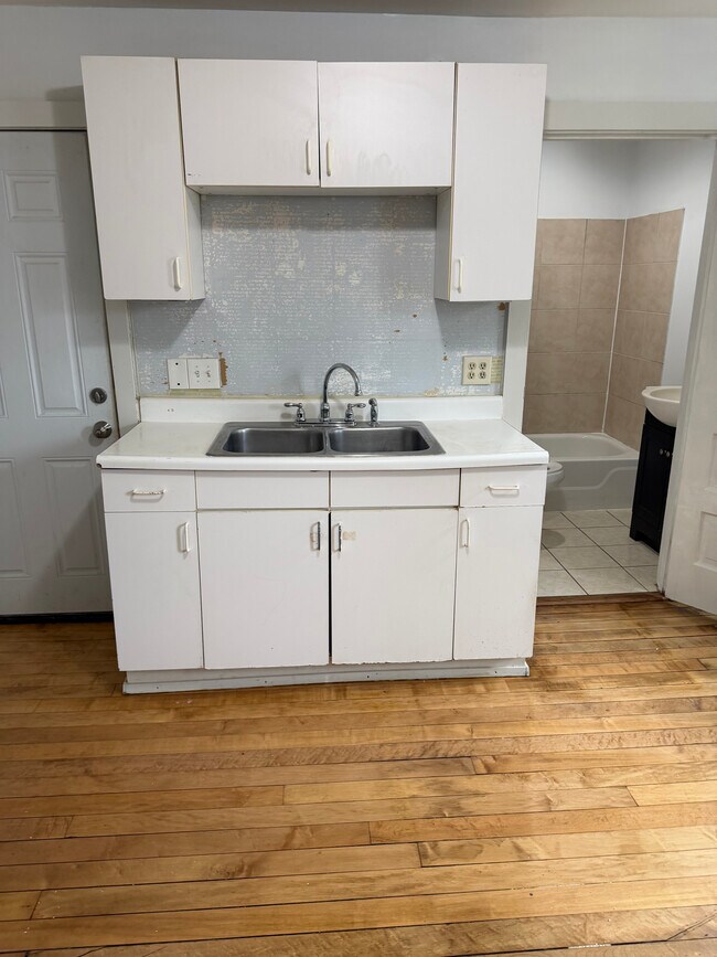 Photo - 39 Vinton St