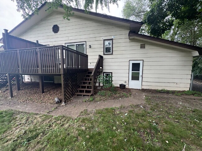 Photo - 9732 Pleasant Ave S
