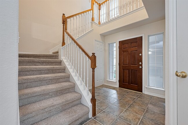 Photo - 18 W Greenhill Terrace Pl