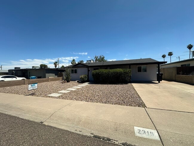 Photo - 2315 E Marmora St