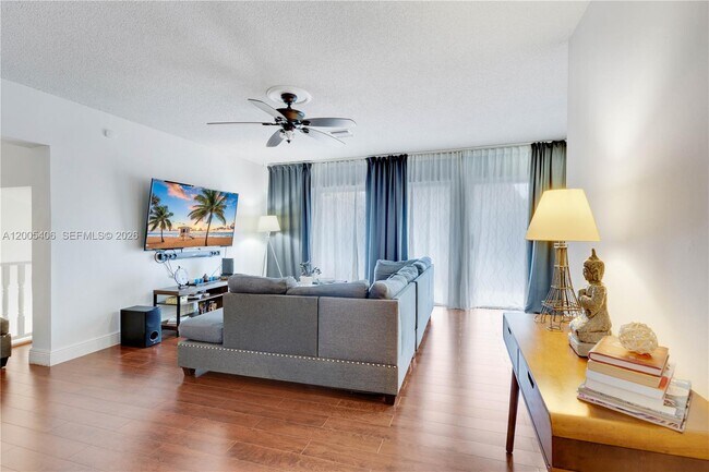 Photo - 8390 N Missionwood Cir Unit D-18