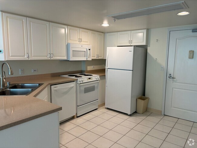 Building Photo - One Kalakaua Senior Living - 2/1/1 - $3,86... Unit 403 Rental