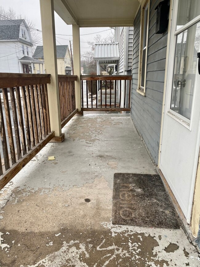 Photo - 19 Center St