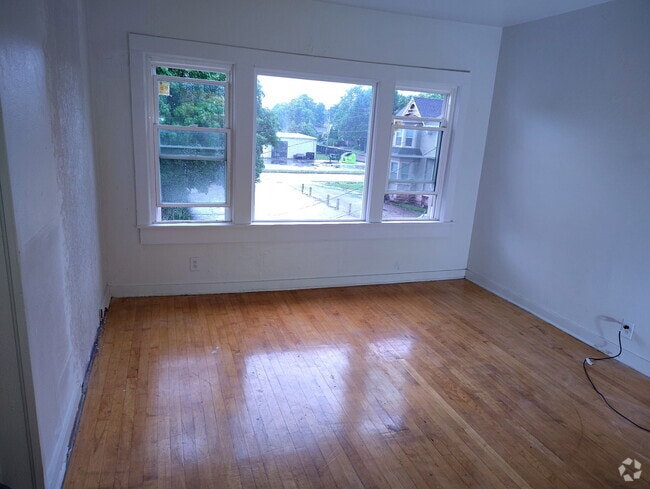 Building Photo - 813 N Main St Unit 813C N Main Rental