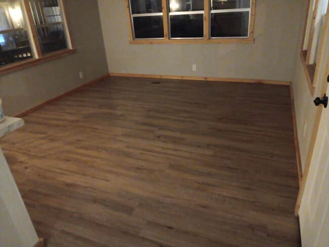 Photo - 620 N Main St