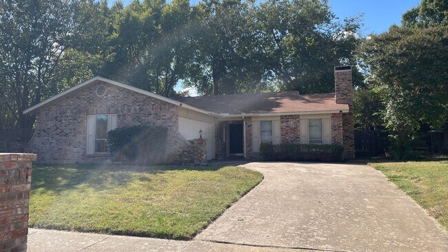 Photo - Large single story home in Bedford