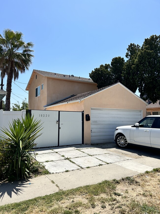 Photo - 6724 Nestle Ave