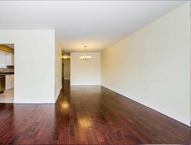 Photo - 90 Billington Cres