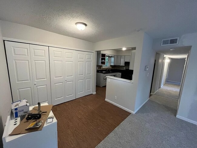 Photo - 3801 Carpenter Dr