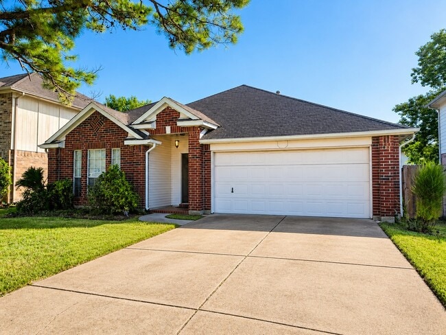 Photo - 17006 Dusty Mill Dr E