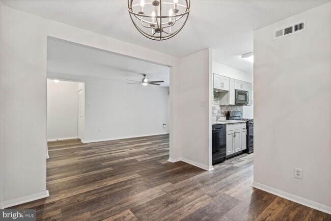 Photo - 3326 Woodburn Village Dr Unit 23