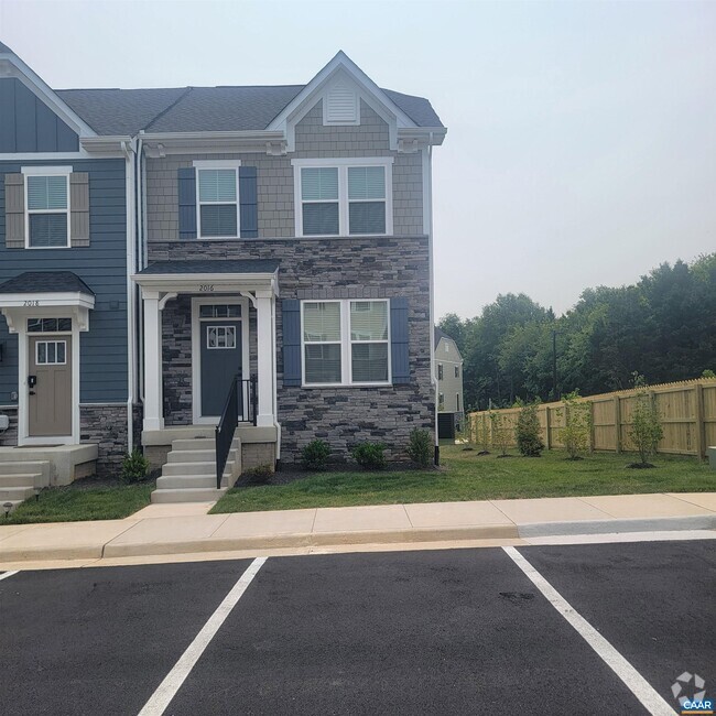 Building Photo - 2016 Landon Ln Rental